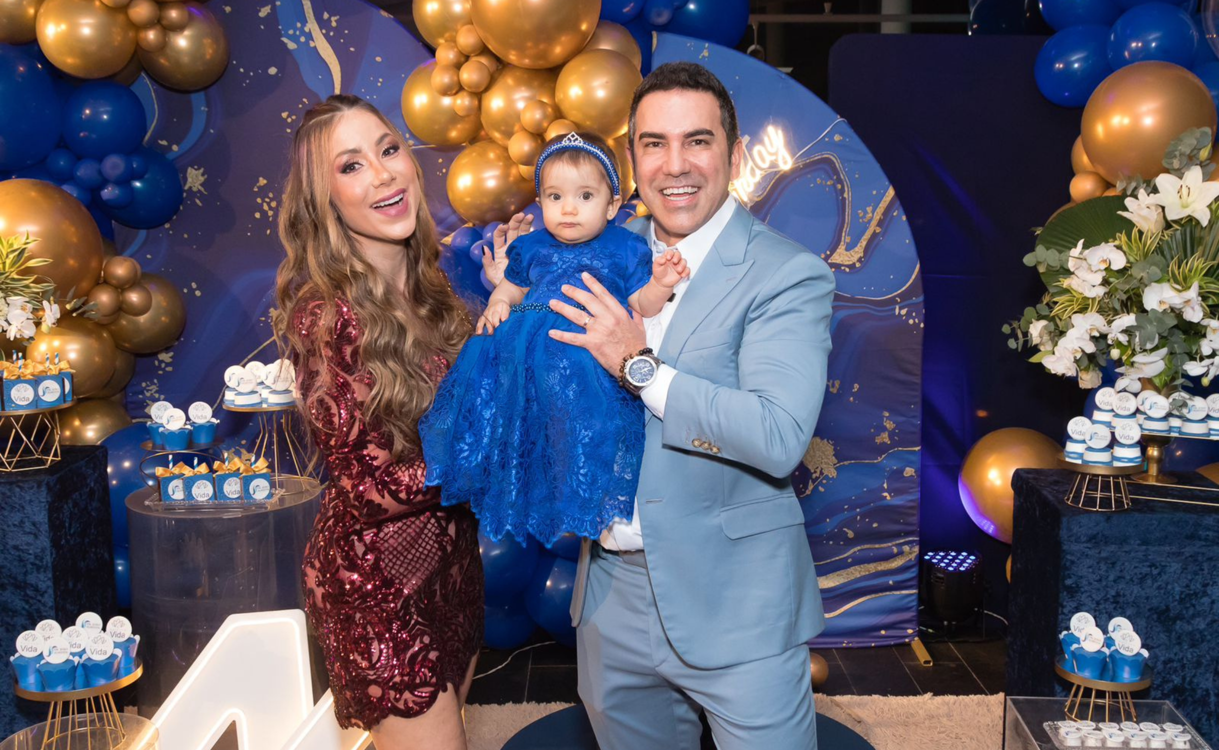 Cantora Luana Monalisa e Dr. João Almeida celebram aniversário e o lançamento de novo produto da Pele com Vida